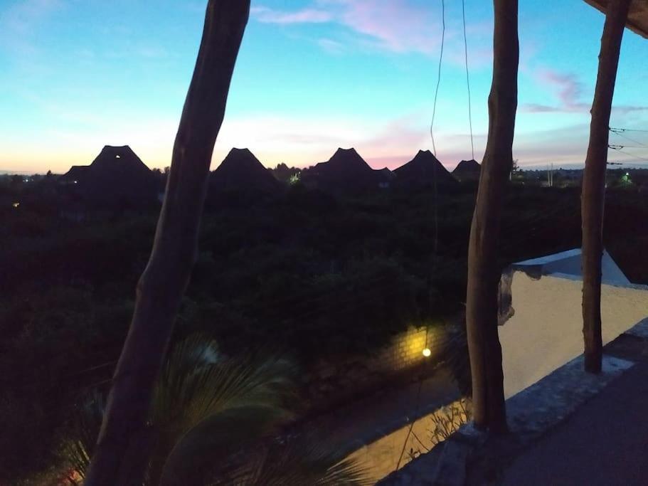 Twiga House Resort Piscina ☆☆☆☆☆ Pearl Beach Watamu Zewnętrze zdjęcie